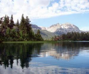 Rompicapo di Le tranquille acque di un lago